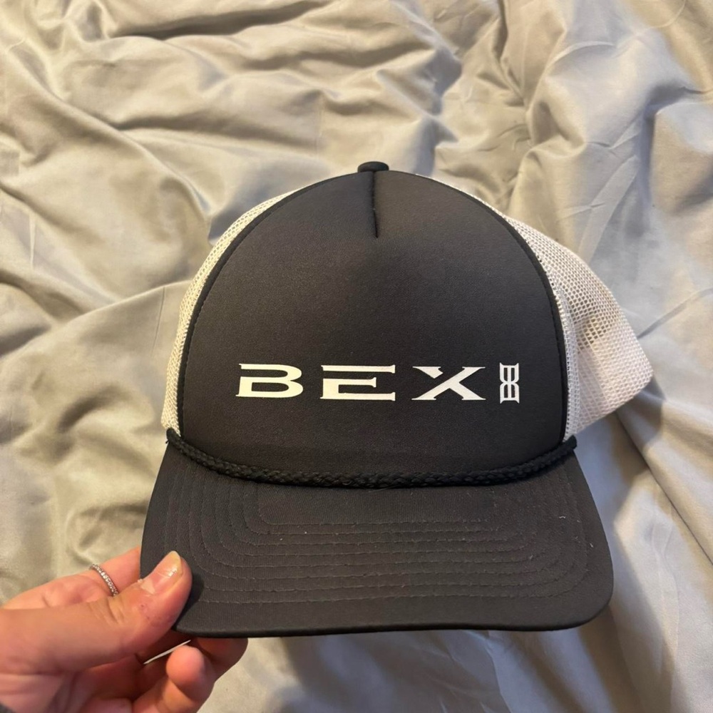 Bex hat